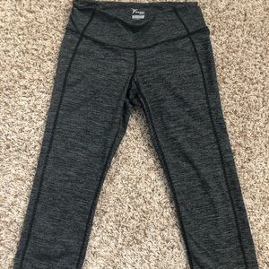 Old Navy size M workout pants! Black/gray striped